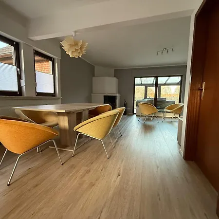 Zur Zugbruecke شقة *