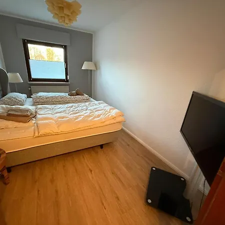 Zur Zugbruecke شقة *