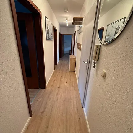 Zur Zugbrücke Apartment *
