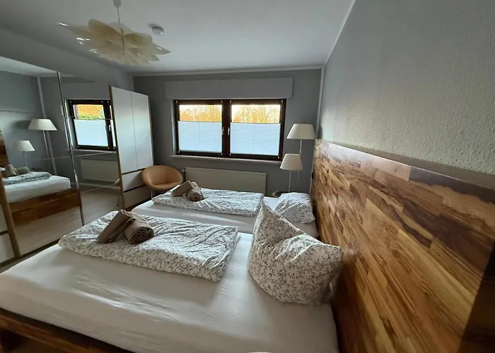 Zur Zugbruecke Apartment Gross Koris