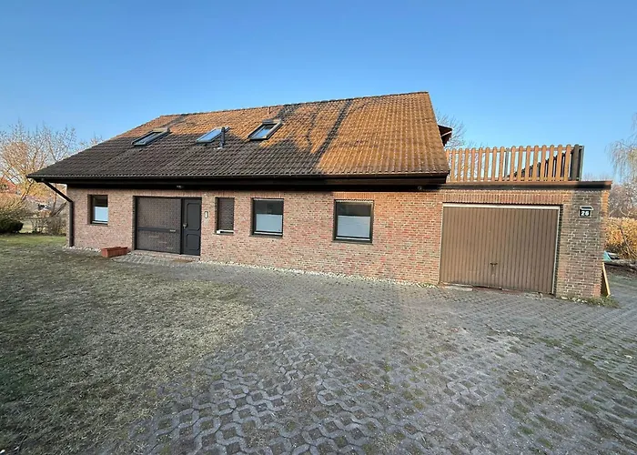 Zur Zugbruecke شقة *