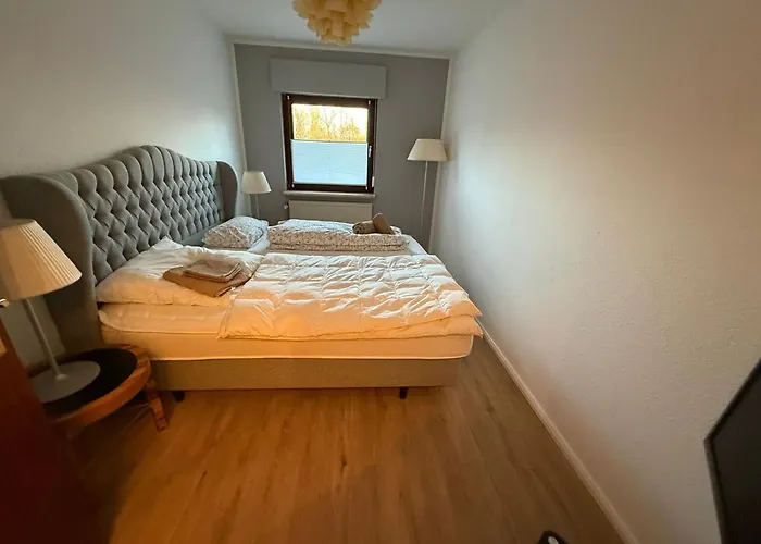 Zur Zugbruecke Apartment Gross Koris