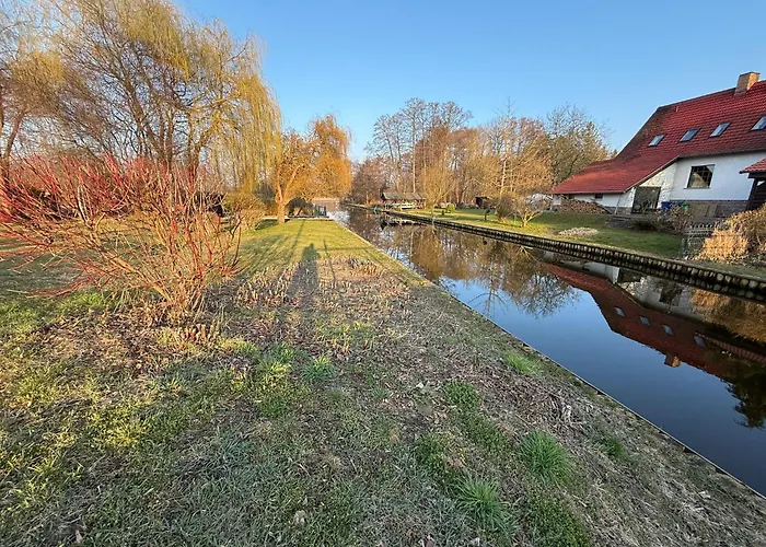 Zur Zugbruecke شقة